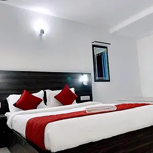 2* Hotel Skylark Holidays
