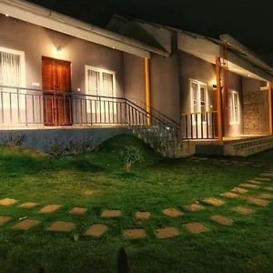 https://kuhi-the-mist.hotels-munnar.com