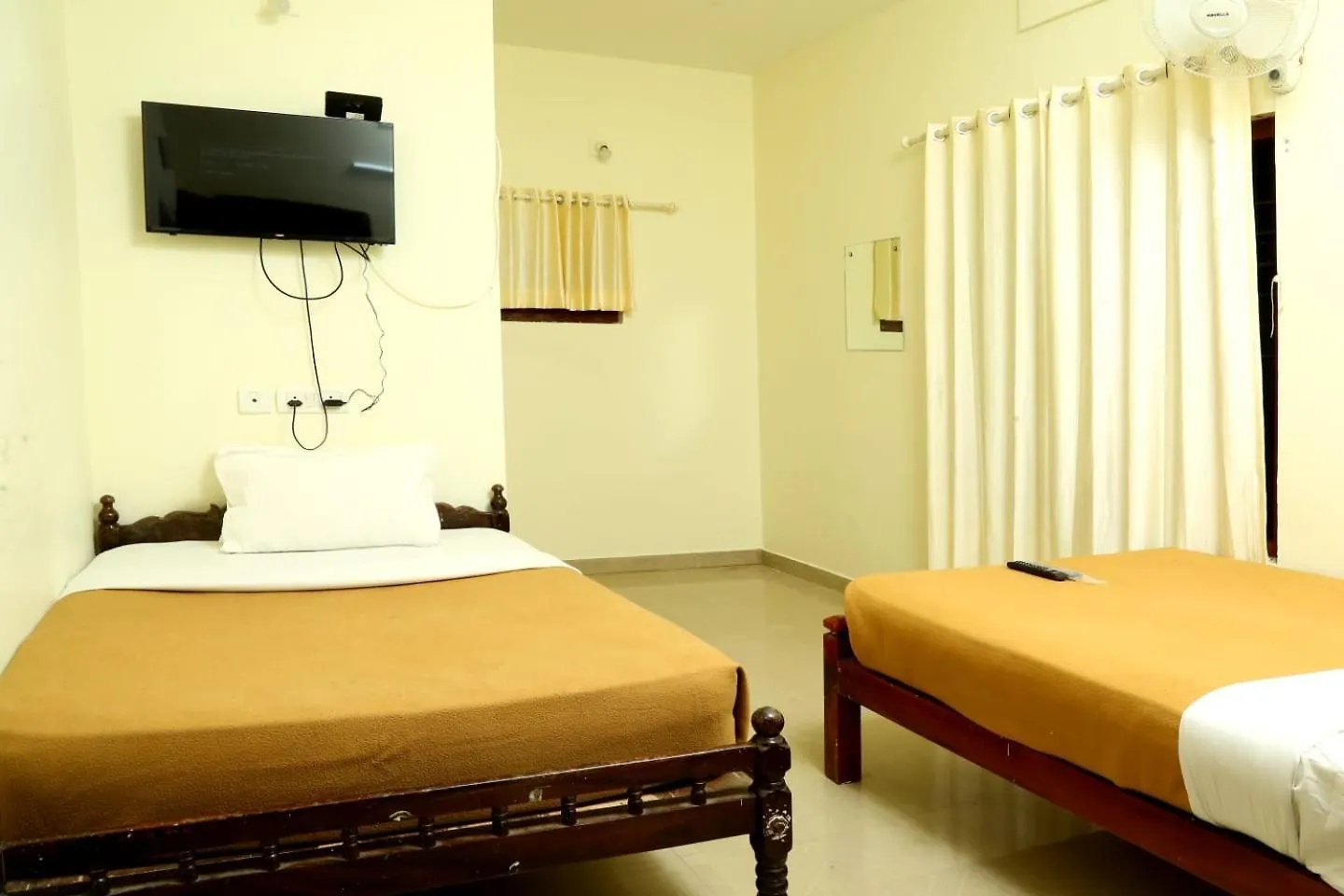 Green Magic Riverside Resort Munnar